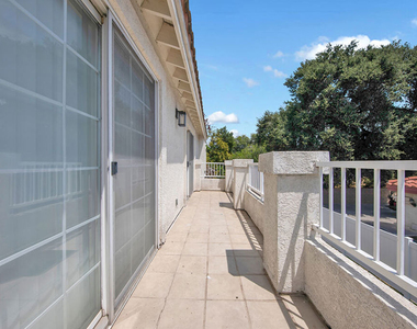 5532 Angelus Avenue - Photo Thumbnail 16