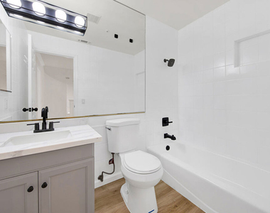 5532 Angelus Avenue - Photo Thumbnail 12