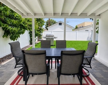 1982 Olive Avenue - Photo Thumbnail 12
