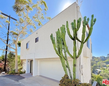 2013 Cyprean Drive - Photo Thumbnail 1