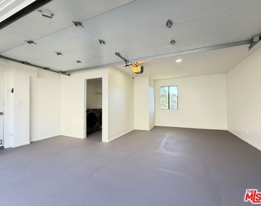 2013 Cyprean Drive - Photo Thumbnail 10