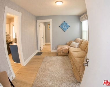 228 W 70th Street - Photo Thumbnail 2
