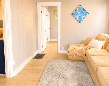 228 W 70th Street - Photo Thumbnail 4