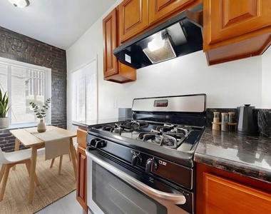 738 New Hampshire Avenue - Photo Thumbnail 3