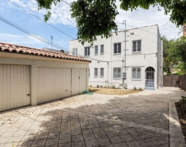 1054 S Stanley Avenue - Photo Thumbnail 16