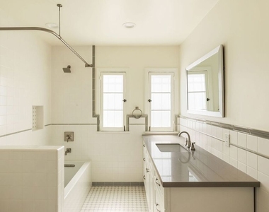 1054 S Stanley Avenue - Photo Thumbnail 14