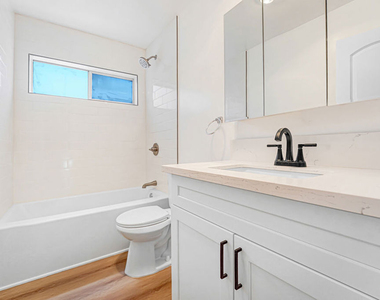 8208 Romaine Street - Photo Thumbnail 6