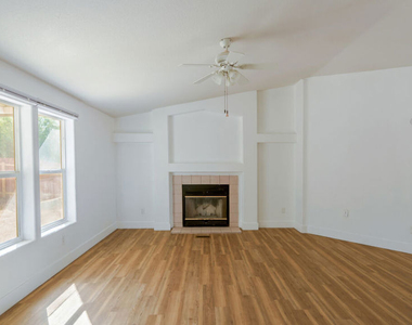 25120 Charina Lane - Photo Thumbnail 13