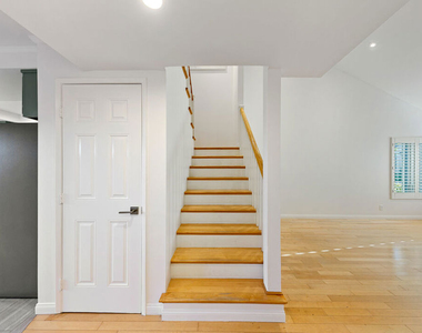 6515 Dume Drive - Photo Thumbnail 13