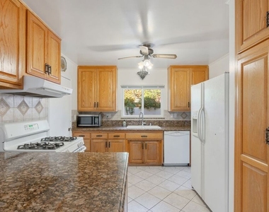 2648 Range Road - Photo Thumbnail 6