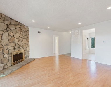 2648 Range Road - Photo Thumbnail 3