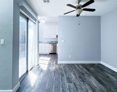 9939 Topanga Canyon Boulevard - Photo Thumbnail 6