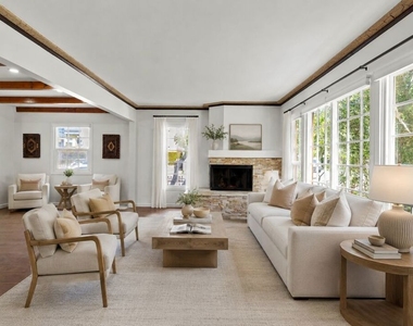 11241 Peach Grove Street - Photo Thumbnail 2
