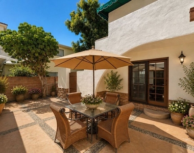 11241 Peach Grove Street - Photo Thumbnail 18