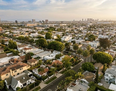 7416 Rosewood Avenue - Photo Thumbnail 25