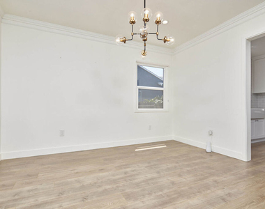 2904 W 81st Street - Photo Thumbnail 9