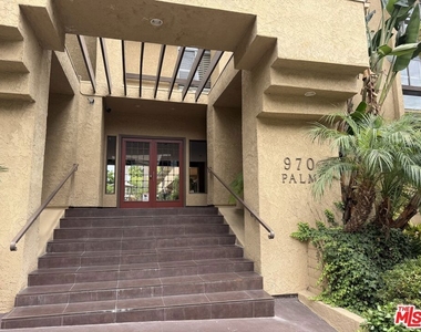 970 Palm Avenue - Photo Thumbnail 12