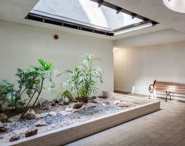 1830 Westholme Avenue - Photo Thumbnail 28