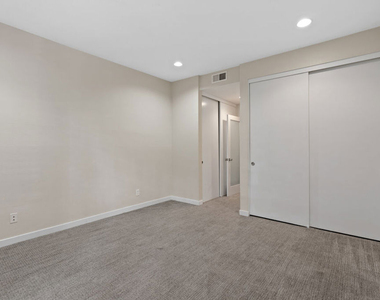1830 Westholme Avenue - Photo Thumbnail 19