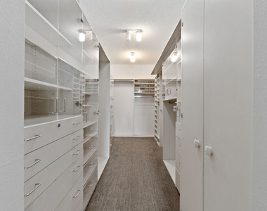1830 Westholme Avenue - Photo Thumbnail 15