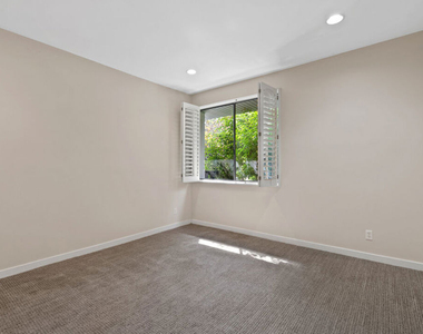 1830 Westholme Avenue - Photo Thumbnail 18