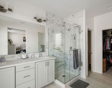 592 E Imperial Avenue - Photo Thumbnail 22
