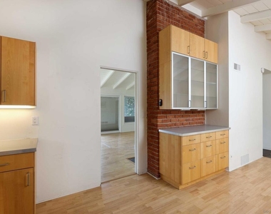 8405 Paseo Del Ocaso - Photo Thumbnail 9