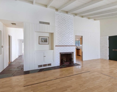 8405 Paseo Del Ocaso - Photo Thumbnail 4