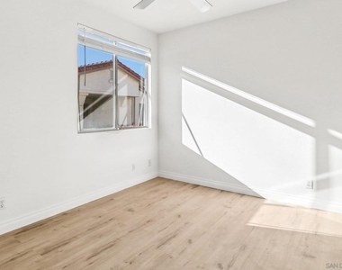 11410 Via Rancho San Diego - Photo Thumbnail 7