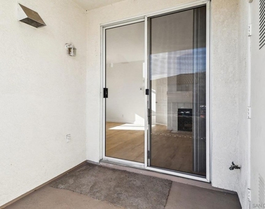 11410 Via Rancho San Diego - Photo Thumbnail 13