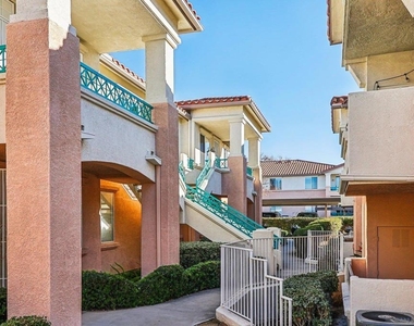 11410 Via Rancho San Diego - Photo Thumbnail 15