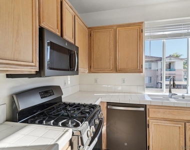 11410 Via Rancho San Diego - Photo Thumbnail 4