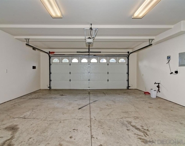 1820 Malden Street - Photo Thumbnail 24