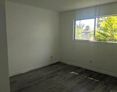 7123 Westview Pl - Photo Thumbnail 4