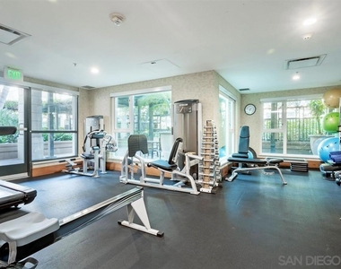 1205 Pacific Hwy - Photo Thumbnail 13