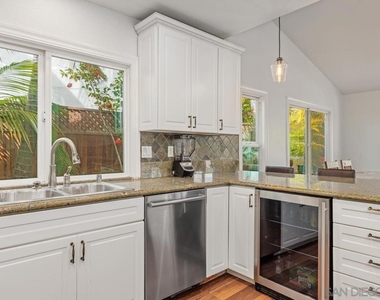 2416 Majano Pl - Photo Thumbnail 5