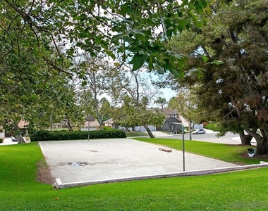2416 Majano Pl - Photo Thumbnail 14