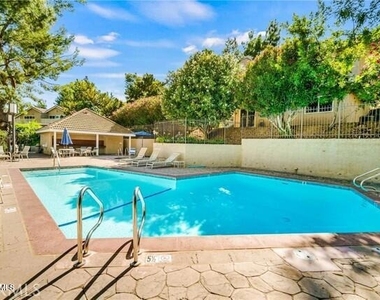157 Conifer Circle - Photo Thumbnail 19