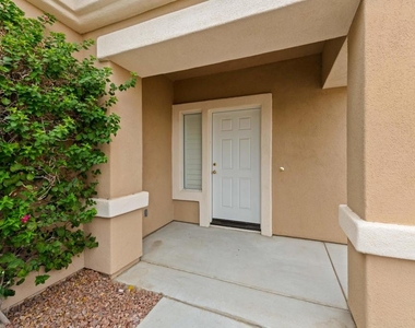 78685 Rockwell Circle - Photo Thumbnail 2