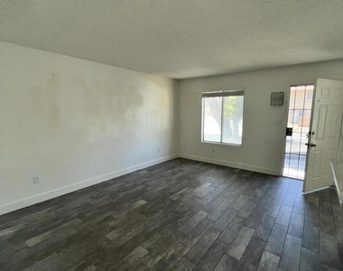 82567 Avenue 48 - Photo Thumbnail 9