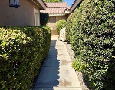 231 Santa Barbara Circle - Photo Thumbnail 16