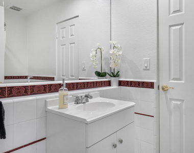 502 E Molino Road - Photo Thumbnail 41