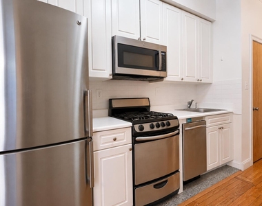 652 West 163rd Street - Photo Thumbnail 3