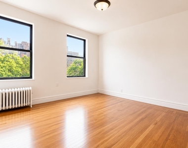 652 West 163rd Street - Photo Thumbnail 6