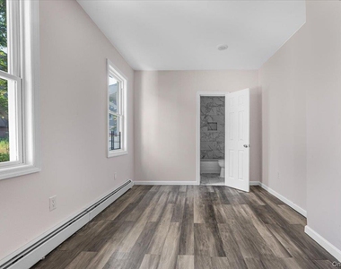 13-23a Mcbride Street - Photo Thumbnail 11