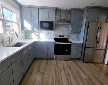 1334 Connetquot Avenue - Photo Thumbnail 6