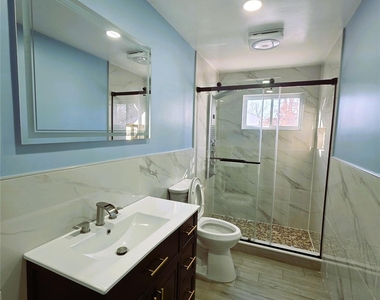 1334 Connetquot Avenue - Photo Thumbnail 10