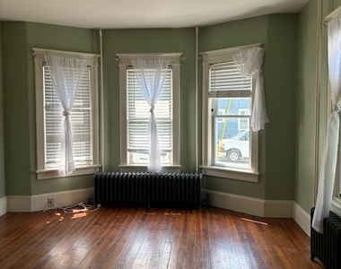 64 Maple Street - Photo Thumbnail 5