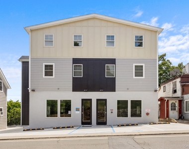 99 Main Street - Photo Thumbnail 13