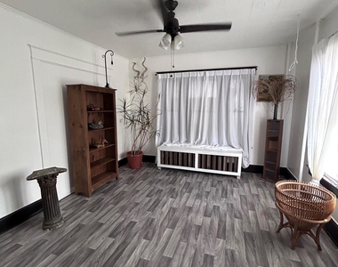 298 Highland Avenue - Photo Thumbnail 9